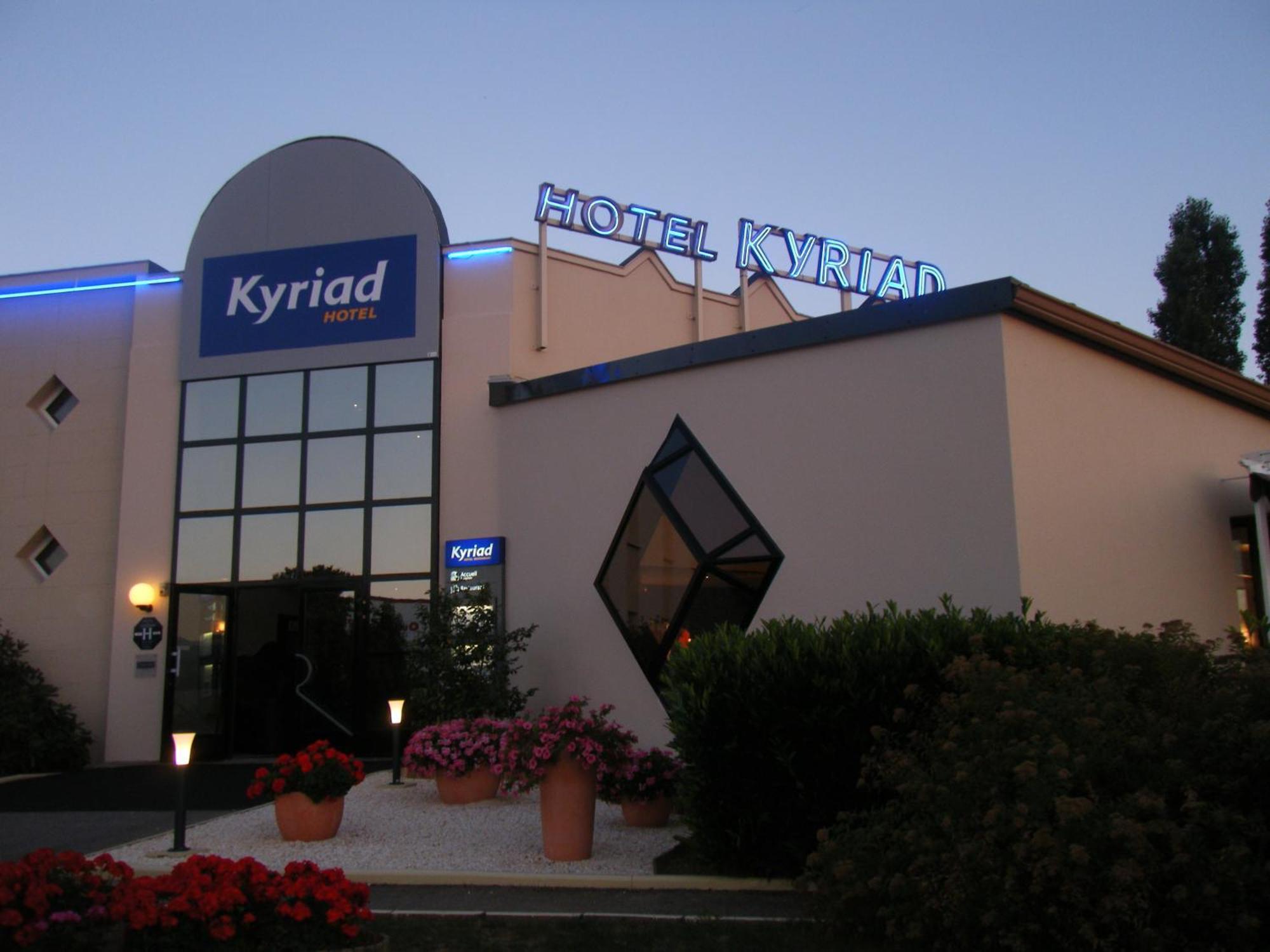Kyriad Limoges Sud - Фейтеа Экстерьер фото